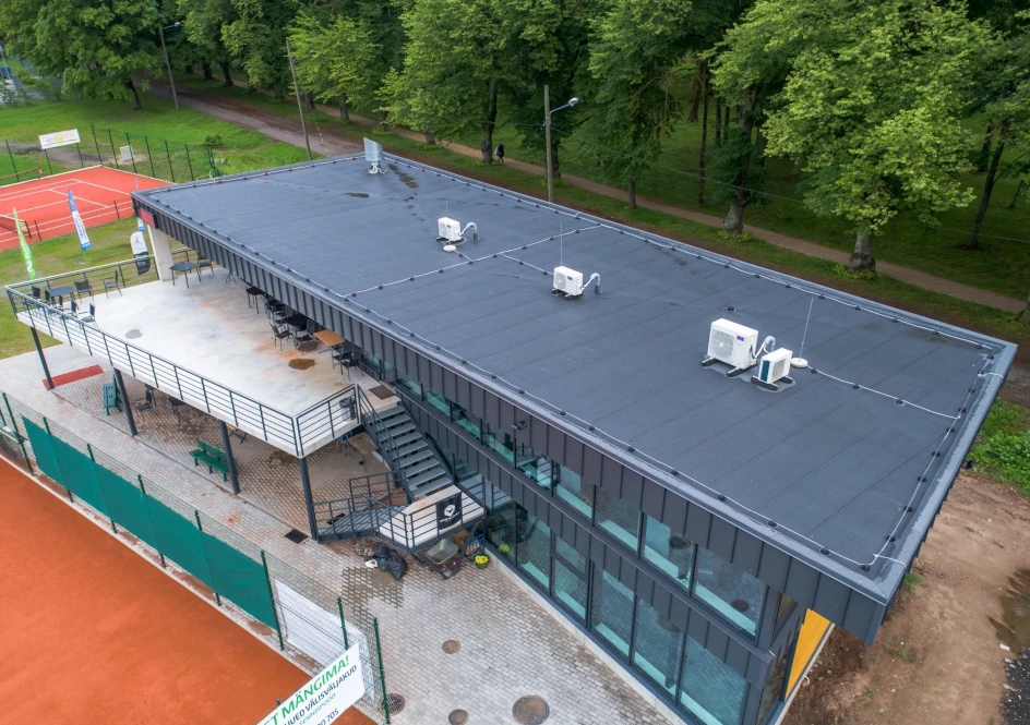 Millal on katuse remont vajalik - Lamekatuse paigaldus ja parandus